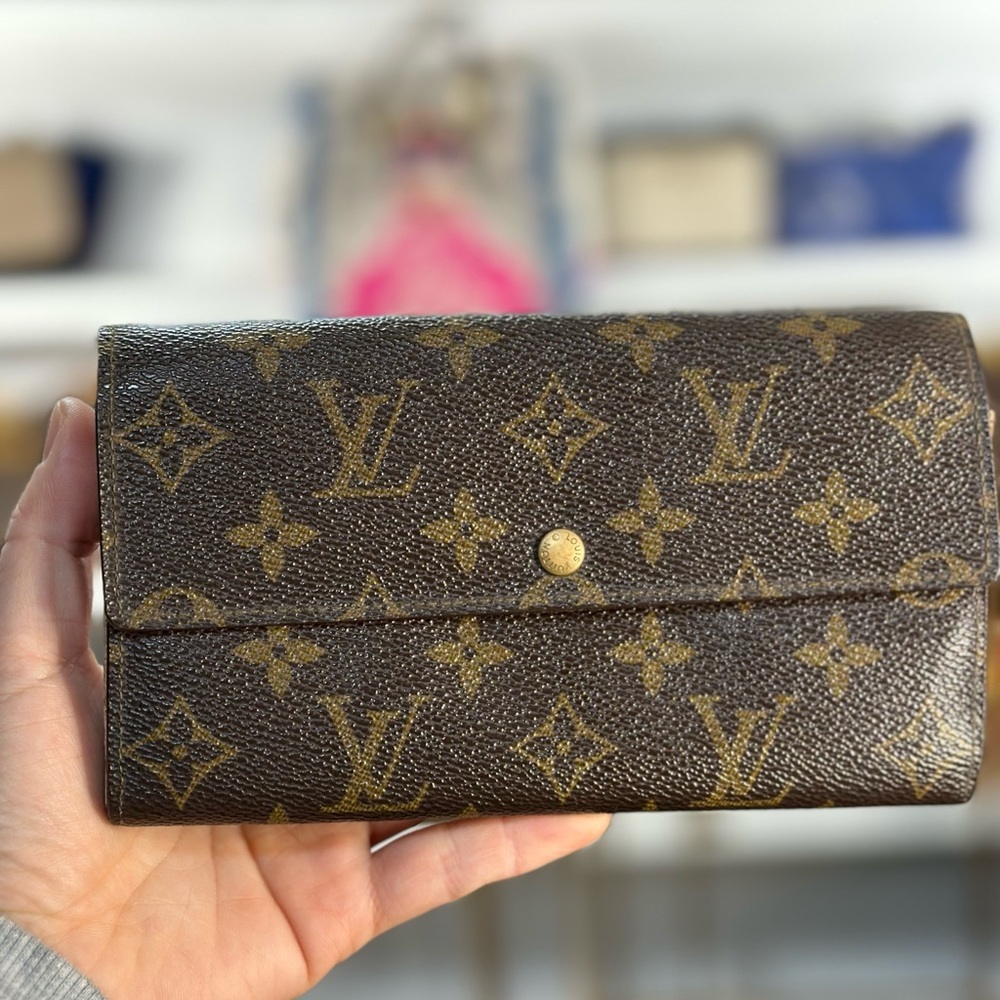 LV Monogram Sarah Wallet